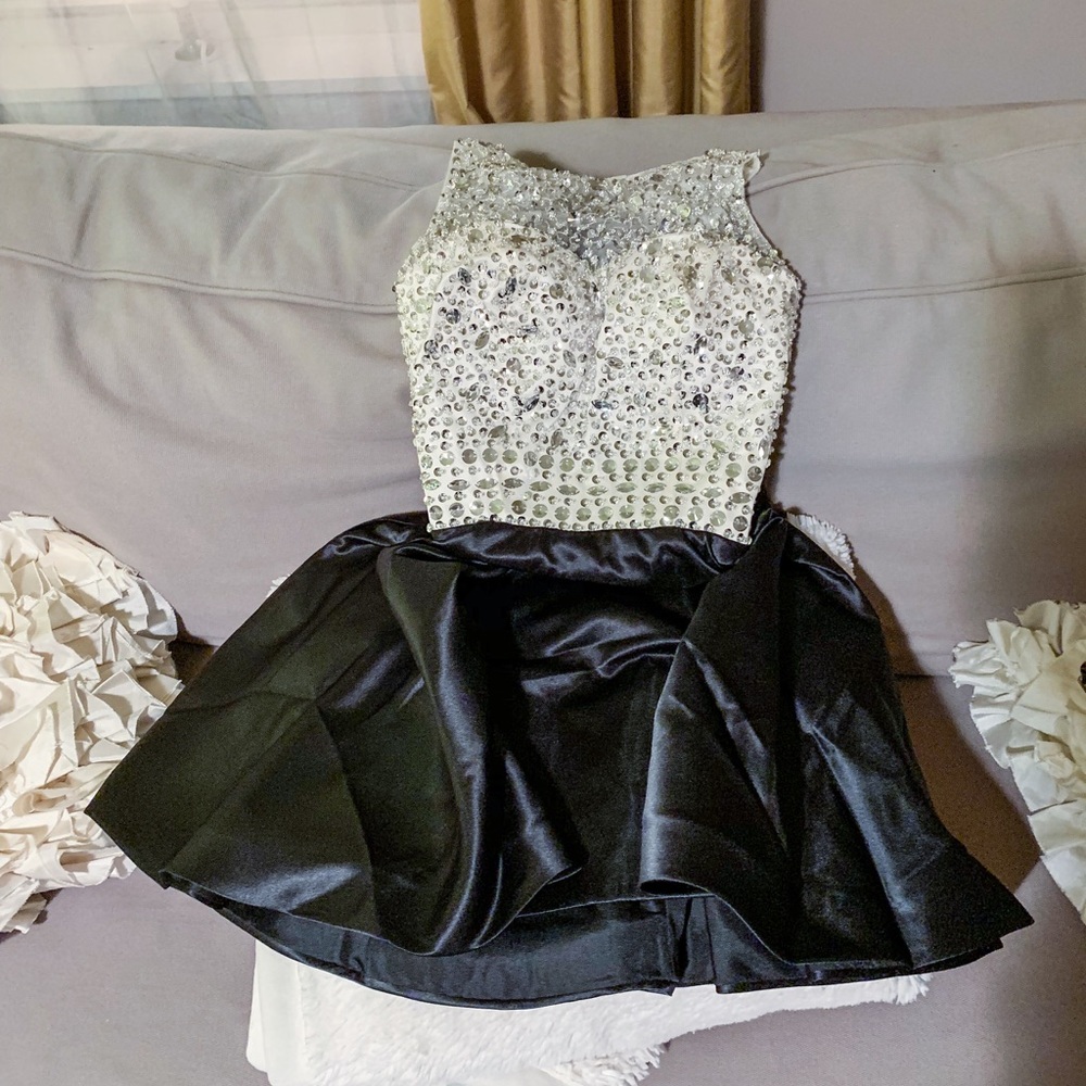 Party Dress - Picture 2 of 6